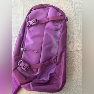 Patagonia Atom Sling Bag 8L